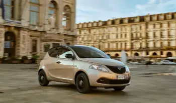 nuova_lancia_ypsilon_monogram